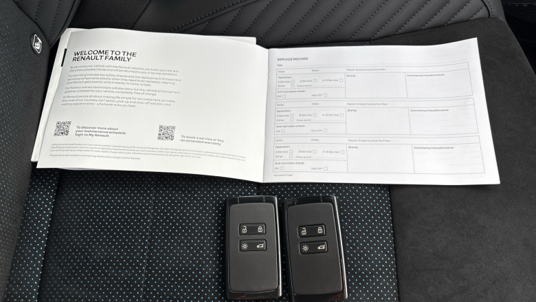 Renault Rafale E-Tech FHEV Techno Esprit Alpine 5dr Auto 4C Hybrid Estate